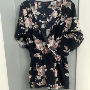 Floral Peplum-Fit Blouse -0XL